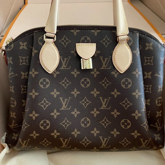 Louis Vuitton Handbags - Louis Vuitton Rivoli MM Monogram New Sold Out